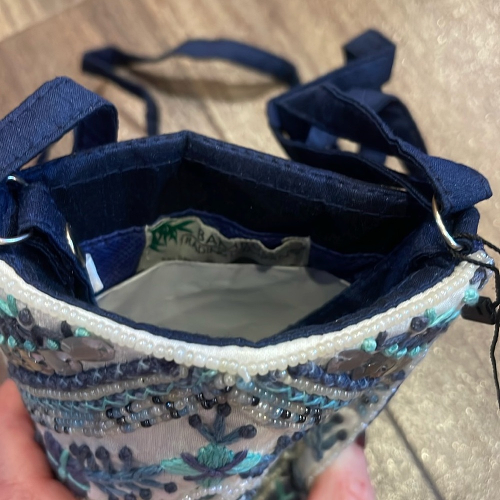 NWOT Embroidered Clutch with Blue and Green Accents - Picture 2 of 4